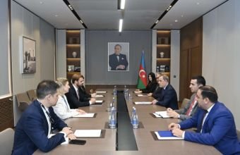 Ceyhun Bayramov Brendan Hanrahanı qəbul edib