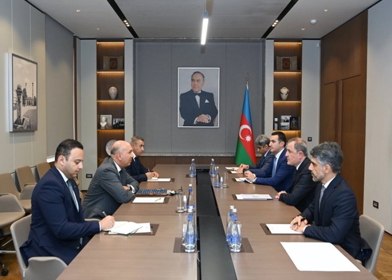 Ceyhun Bayramov Hüsaməddin Effat Mustafa Rezanı qəbul edib