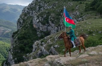 Cıdır düzündə Qarabağ atlarının paradı keçirilib -