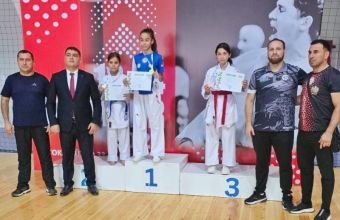 Naxçıvanlı karateçilər ölkə çempionatında uğur qazanıblar -