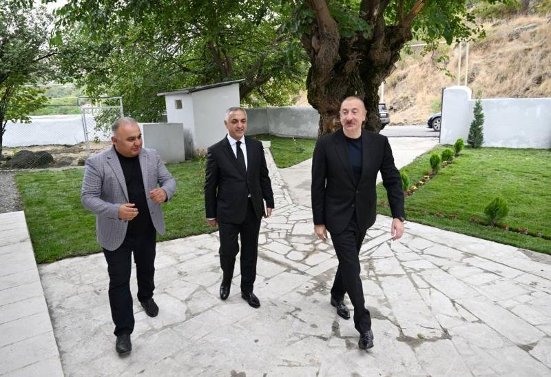 Prezident Xocalı rayonunun Şuşakənd kəndində olub -