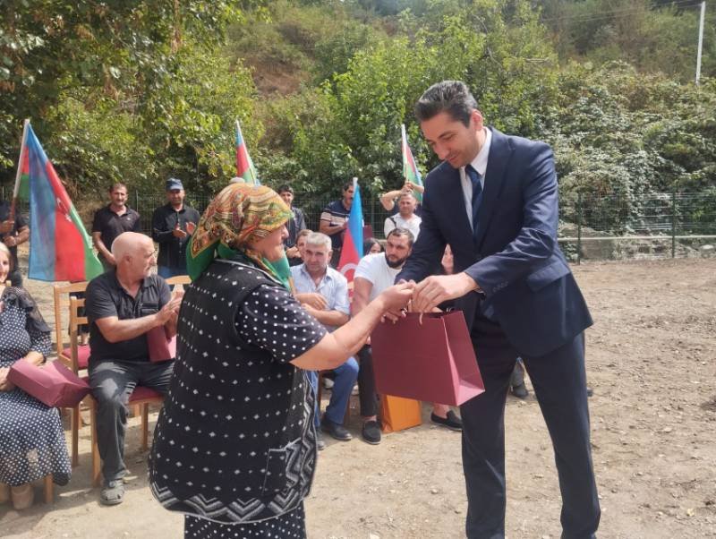 Şuşakəndə ilk köç baş tutub -