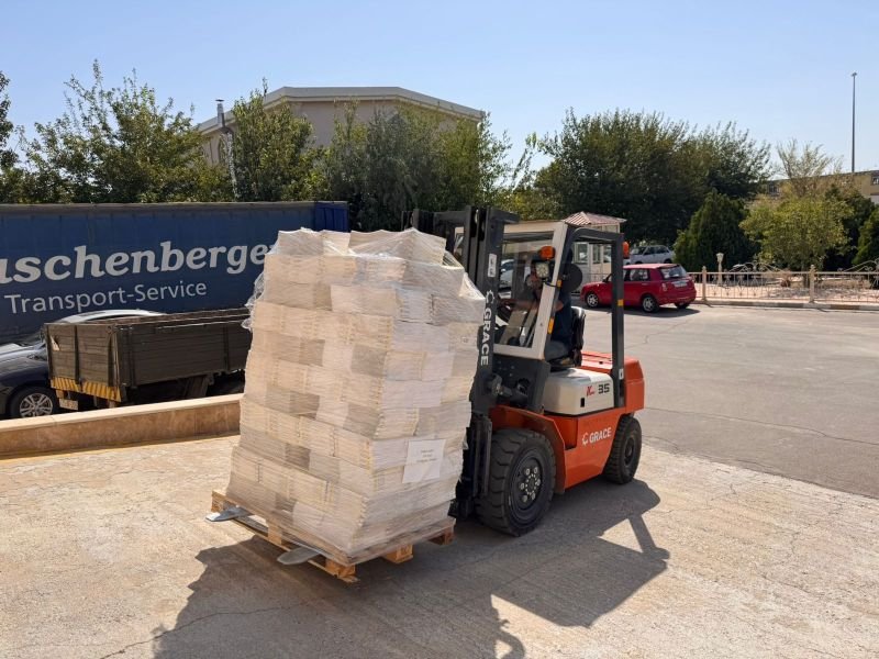 Yeni tədris ili üçün 170 mindən artıq dərslik muxtar respublikaya gətirilib -