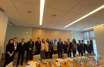 Ayxan Hacızadə TDT-yə üzv və müşahidəçi ölkələrin diplomatları ilə görüşüb