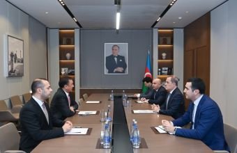 Ceyhun Bayramov TDT baş katibini qəbul edib