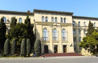 Ədliyyə orqanlarının xüsusi xəzinə hesabına köçürülən vəsaitdən istifadə qaydası təsdiq edilib