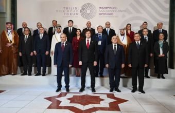 Əli Əsədov V Tbilisi İpək Yolu Forumunun açılış sessiyasında iştirak edir -
