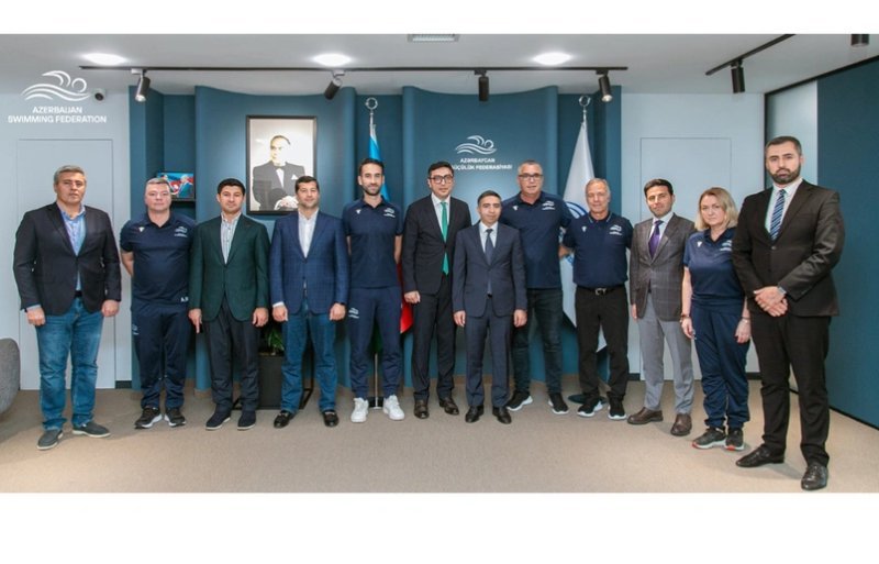 Fərid Qayıbov Azərbaycan Üzgüçülük Federasiyasının rəhbərliyi ilə görüşüb