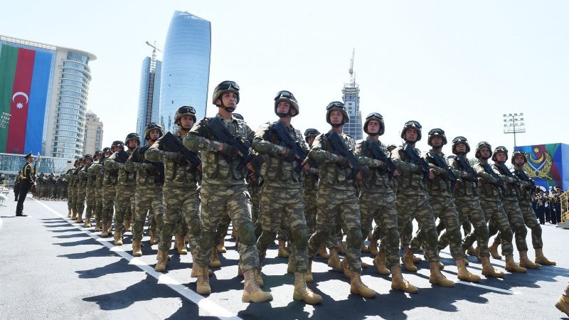 Hərbi xidmət və xüsusi rütbəli şəxslərin pensiya hüquqları ilə bağlı yeni qaydalar təsdiqləndi