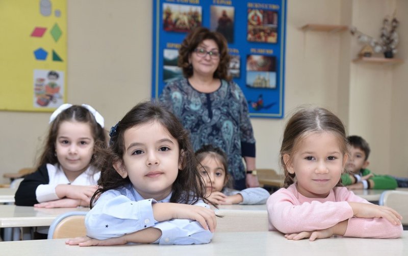 Birinci sinfə üzrlü səbəbdən gecikən uşaqların qəbulu başa çatıb