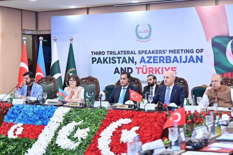 İslamabadda Azərbaycan-Pakistan-Türkiyə parlament sədrlərinin üçüncü üçtərəfli görüşü başlayıb -