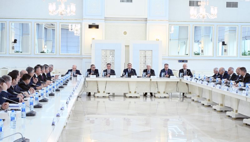 Milli Məclisdə “Dövlət suverenliyinin iqtisadi əsasları və iqtisadi müstəqillik” mövzusunda elmi-praktik konfrans keçirilib