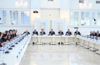 Milli Məclisdə “Dövlət suverenliyinin iqtisadi əsasları və iqtisadi müstəqillik” mövzusunda elmi-praktik konfrans keçirilib