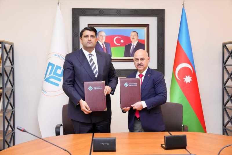 Naxçıvan Dövlət Universiteti ilə Düzce Universiteti arasında əməkdaşlıq protokolu imzalanıb -