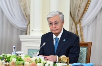 Qazaxıstan Prezidenti Azərbaycan ilə Ermənistan arasında Vaşinqton sazişlərinin tarixi əhəmiyyətini vurğulayıb