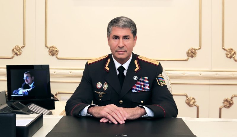 Vilayət Eyvazov vətəndaşların müraciətlərinə həssaslıqla yanaşılmasını tələb edib