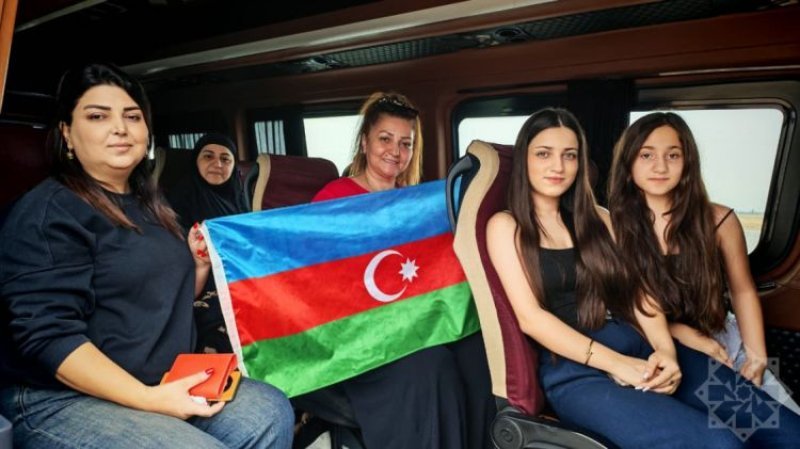 Xocalının Daşbulaq kəndinə növbəti köç karvanı yola salınıb