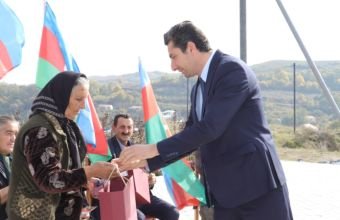Xocalının Seyidbəyli və Daşbulaq kəndlərində 26 ailəyə evlərinin açarları təqdim olunub -