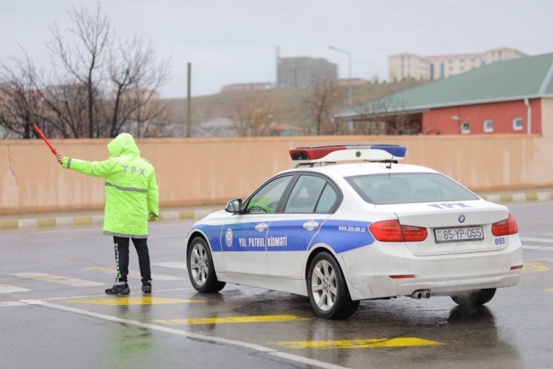 Yol polisindən yağışlı hava ilə bağlı xəbərdarlıq
