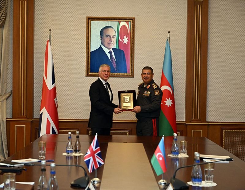 Zakir Həsənov Fergus Auld ilə görüşüb