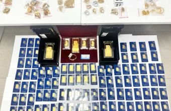 Azərbaycana qanunsuz 11 kiloqrama yaxın qızıl gətirilməsinin qarşısı alınıb