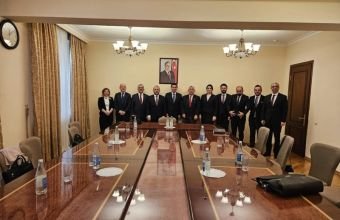 Hikmət Hacıyev Türkiyə nümayəndə heyəti ilə görüşüb