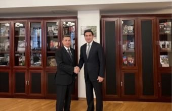 Hikmət Hacıyev Türkmənistanın Azərbaycandakı səfiri ilə görüşüb