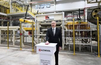 İlham Əliyev "AZWOOL" mineral daş yunu zavodunun açılışında iştirak edib -