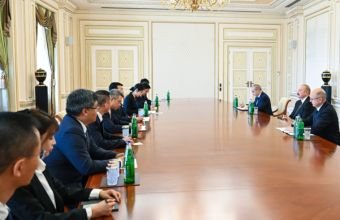 İlham Əliyev Çinin “China Datang Corporation Ltd.” şirkətinin nümayəndə heyətini qəbul edib -