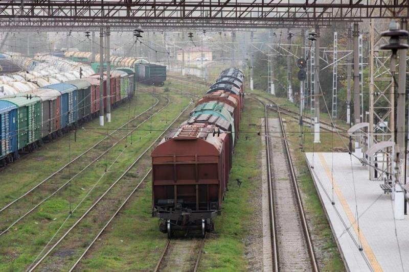 İran Naxçıvandan Ermənistana dəmir yolu ilə yük göndərməyə çalışır