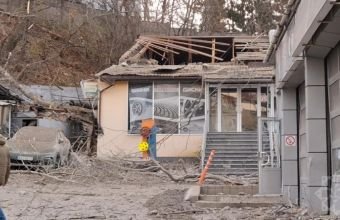 Kiyevə raket hücumu zamanı Azərbaycanın Ukraynadakı səfirliyinə ciddi ziyan dəyib -