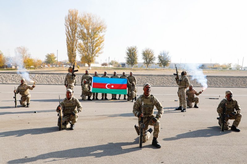 Naxçıvanda gənclərin hərbçilərlə ənənəvi görüşləri davam etdirilir -