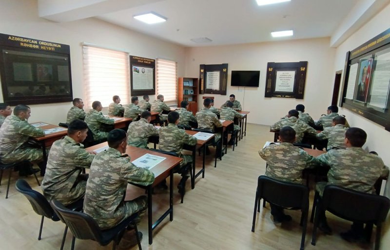 Naxçıvanda hərbi qulluqçular üçün ingilis dili imtahanı keçiriləcək