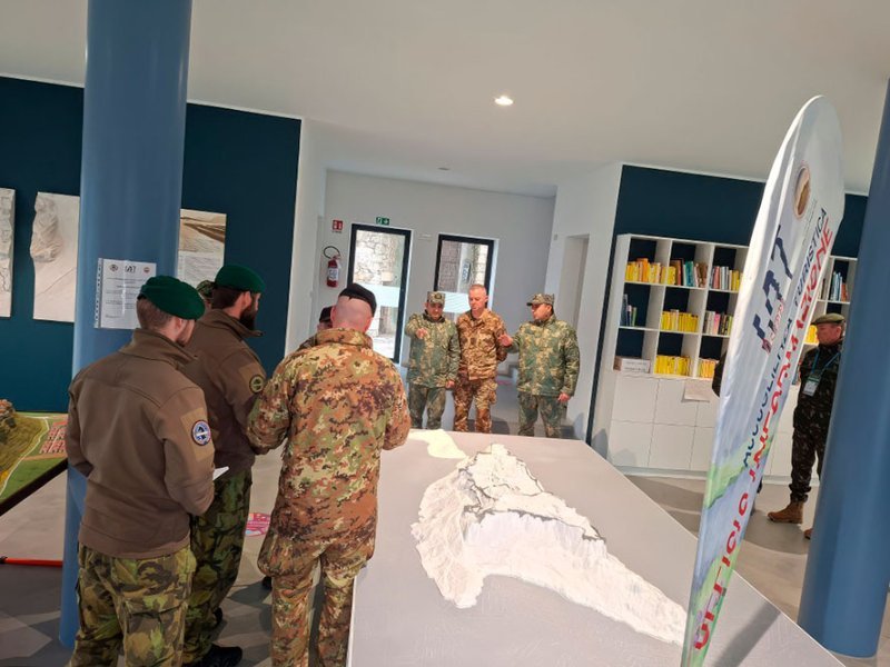 Azərbaycan nümayəndə heyəti İtaliyada keçirilən təlimdə iştirak edib