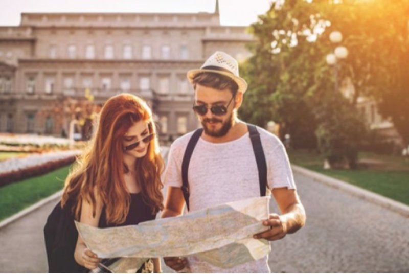 Azərbaycana turist axını 2 % azalıb