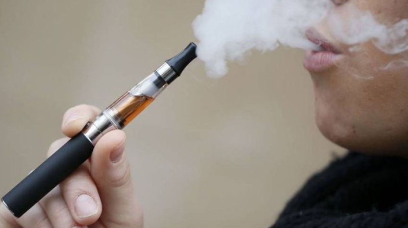 Azərbaycanda elektron siqaretlər qadağan olunur