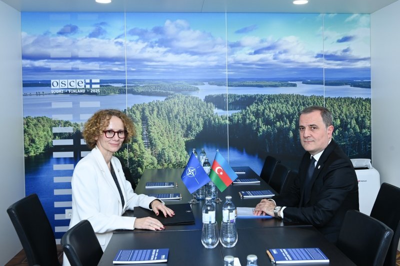 Ceyhun Bayramov  Radmila Şekerinska ilə görüşüb