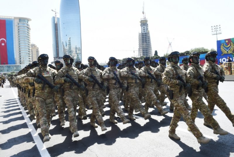 "Daxili qoşunlar haqqında" qanun layihəsi son oxunuşda qəbul edilib