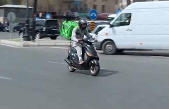 Dəbilqəsiz moped idarə edənlər cərimələnəcək