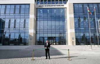 Dövlətimizin başçısı Qarabağ Universitetinin Biznes və iqtisadiyyat fakültəsinin binasının açılışında iştirak edib -