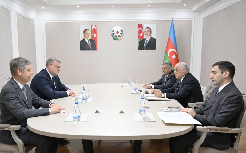 Əli Əsədov Həştərxan vilayətinin qubernatoru ilə görüşüb