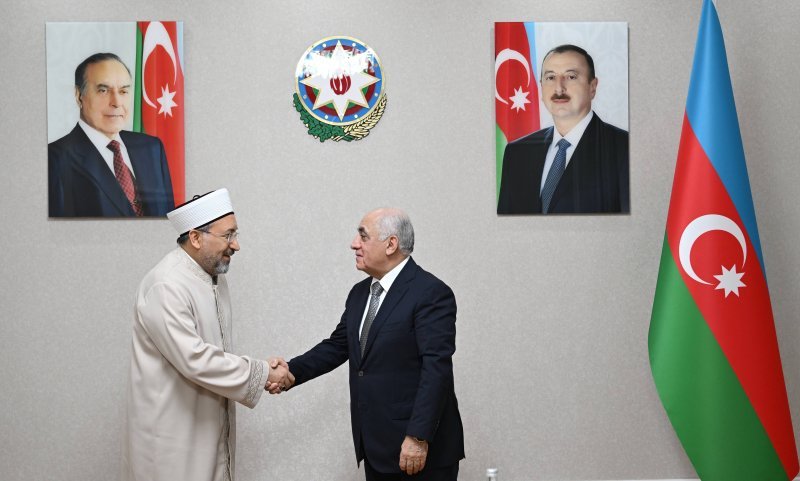 Əli Əsədov Türkiyə Diyanət İşləri İdarəsinin sədri ilə görüşüb