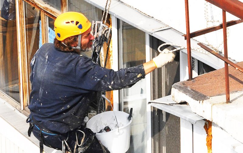 Əmək şəraiti ağır olan işçilər erkən pensiya hüququ qazana bilər