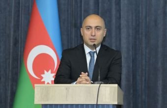 Emin Əmrullayev: Təhsilalanın Azərbaycan dilini mükəmməl bilməsi vacibdir