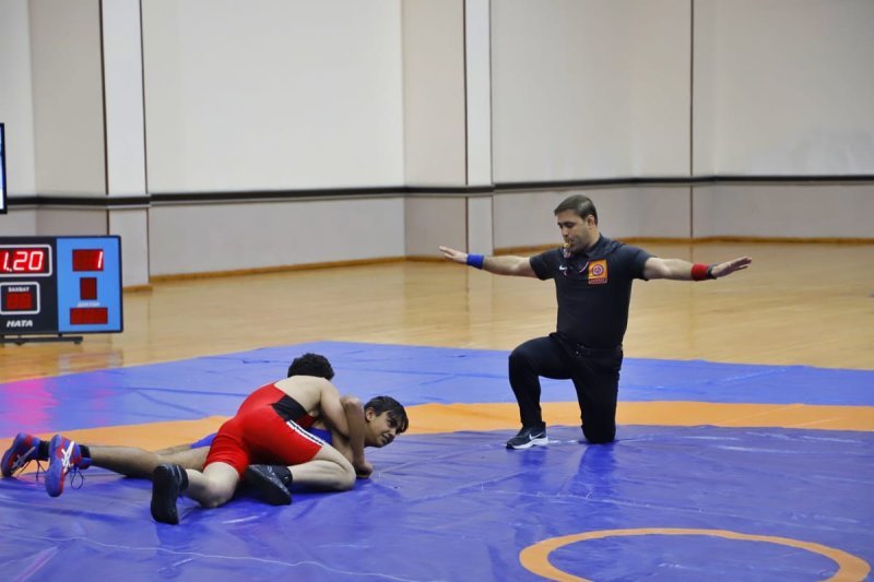 Güləşçilər arasında muxtar respublika birinciləri məlum olub