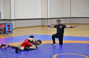 Güləşçilər arasında muxtar respublika birinciləri məlum olub