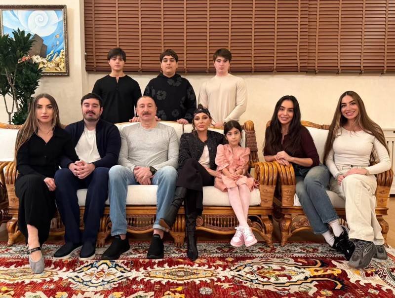 Leyla Əliyeva Prezident İlham Əliyevin doğum günündən paylaşım edib