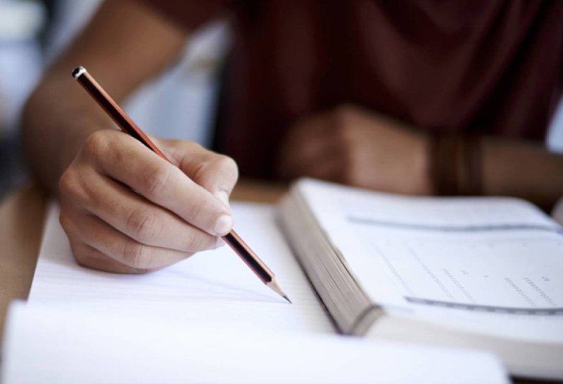 Məktəblilər üçün ingilis dili imtahanlarına qeydiyyat elan edilir