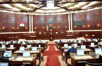 Milli Məclisin plenar iclası keçirilir