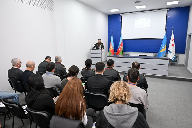 Müdafiə Nazirliyində media nümayəndələri ilə seminar keçirilib -
